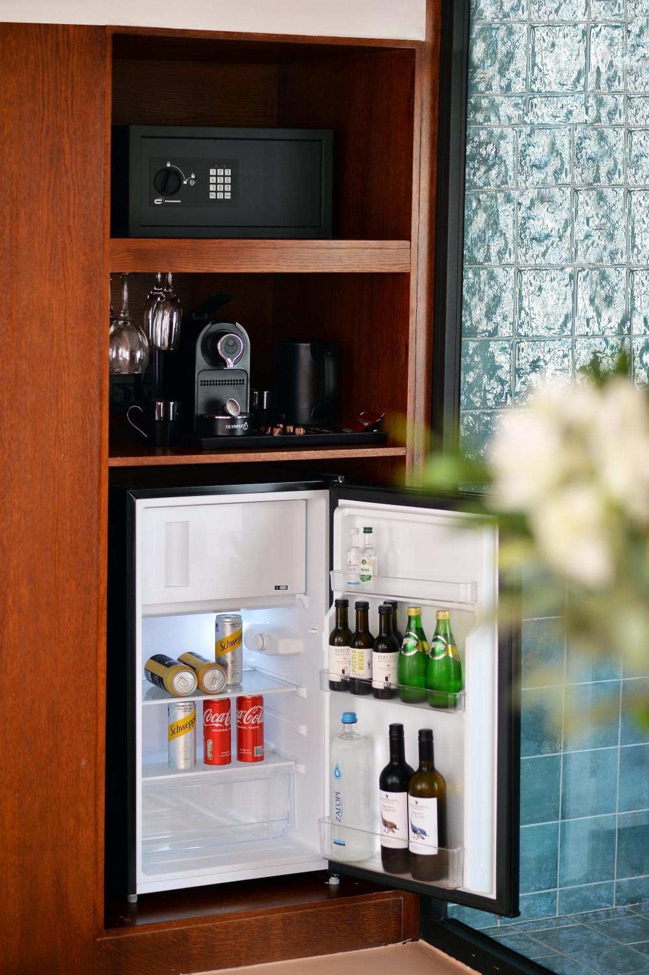 Alva Athens Hotel エクステリア 写真